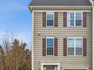 240 Connery Ter SW, Leesburg, VA 20175