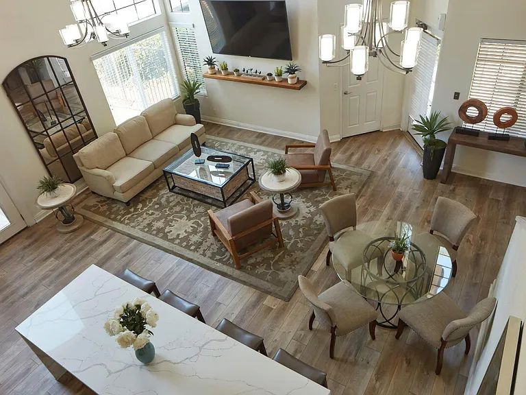 Rancho Hillside Apartments — Photo 11