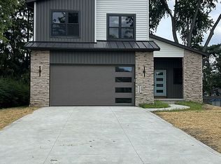 1234 Stuart St NW, Massillon, OH 44646