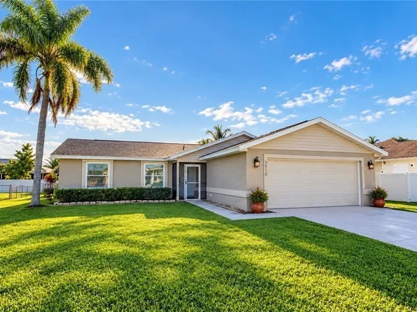 3915 SW 1st Ave, Cape Coral, FL 33914