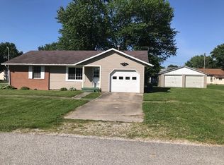109 N Mitchell St, Colfax, IN 46035