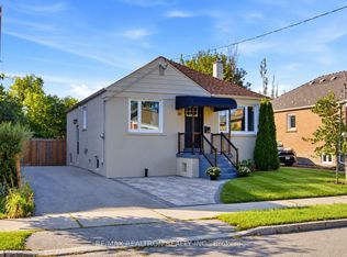119 Reiner Rd, Toronto, ON M3H2L7