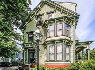 686 Hope St, Bristol, RI 02809