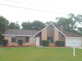 5688 Dove Dr, Pace, FL 32571