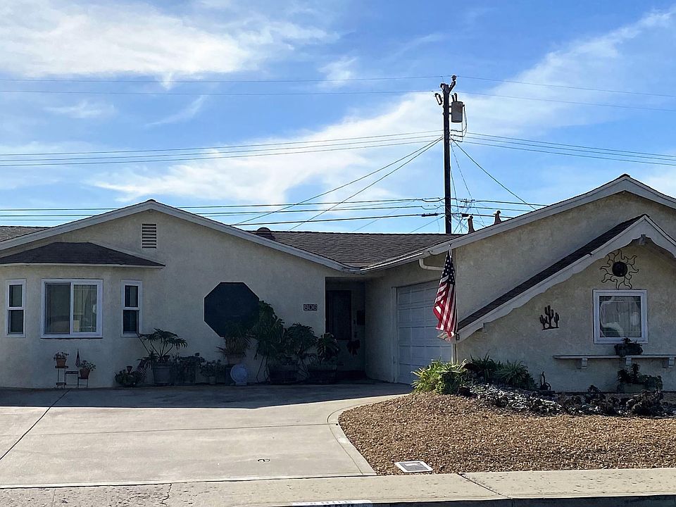 1st image of 806 Thayer Ln