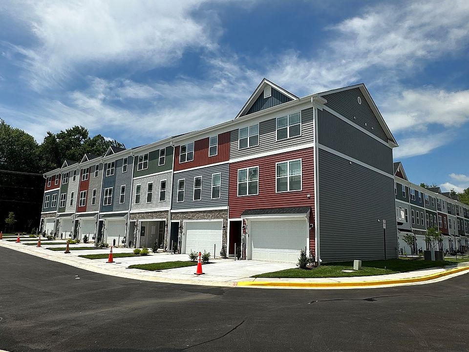 1st image of 7816 Wolf Run Ln #21