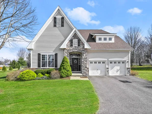 15 Chatham Court #15, Middlebury, CT 06762