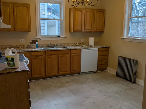 69-71 Taylor St #1, Pittsfield, MA 01201