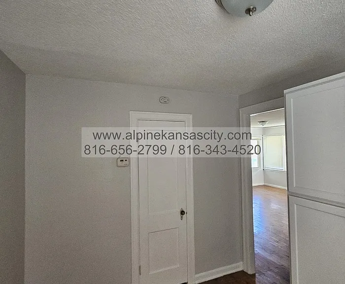 1600 Cypress Ave — Photo 8