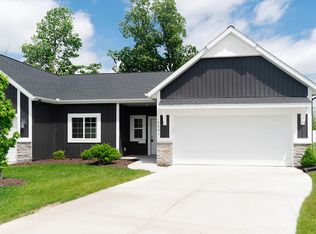 5261 Marindy St #28, Caledonia, MI