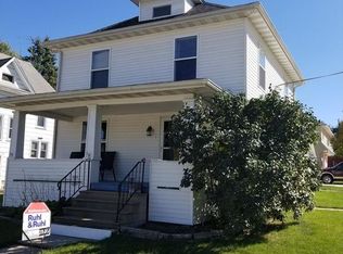 311 1st Ave, Springville, IA 52336