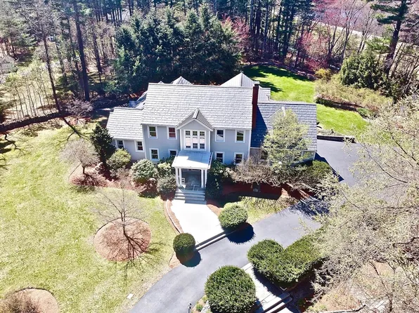 308 Harvard Rd, Stow, MA 01775