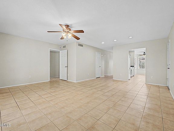 4th image of 130 E CAMPO BELLO Drive