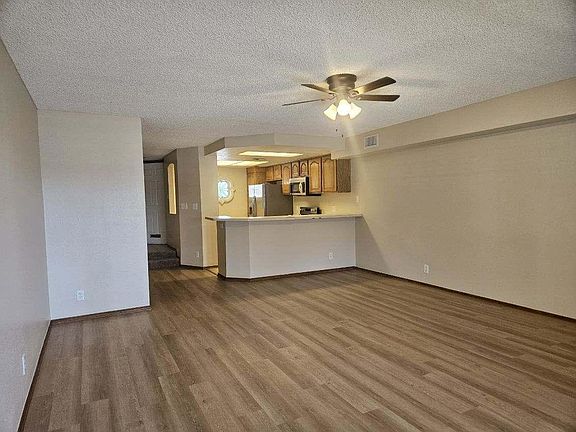 2nd image of 2201 W Union Hills Dr Unit 122