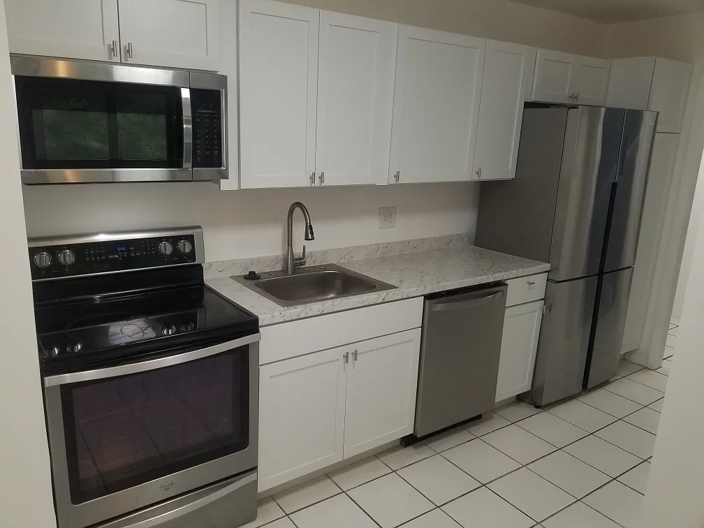 1 bed, 800 sqft, $1,500 — Photo 4