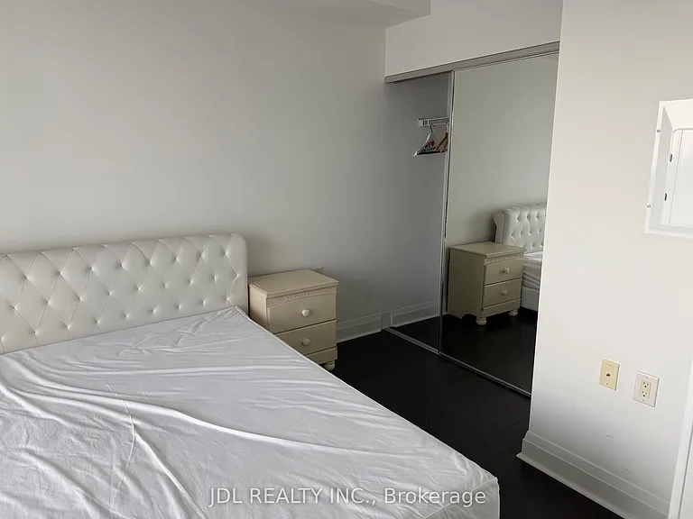 1080 Bay St #3311 — Photo 9