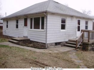 253 Reardon Rd, North Grosvenordale, CT 06255