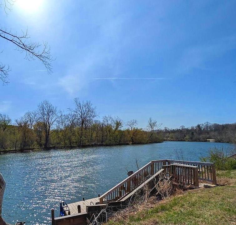 1st image of 1449 Egypt Bend Rd