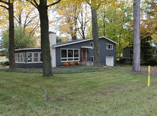 9015 Pinebrook Dr, Montague, MI 49437