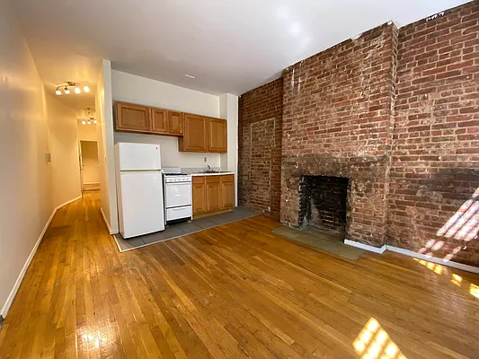 Rented by Best Apartments North Inc | media 18