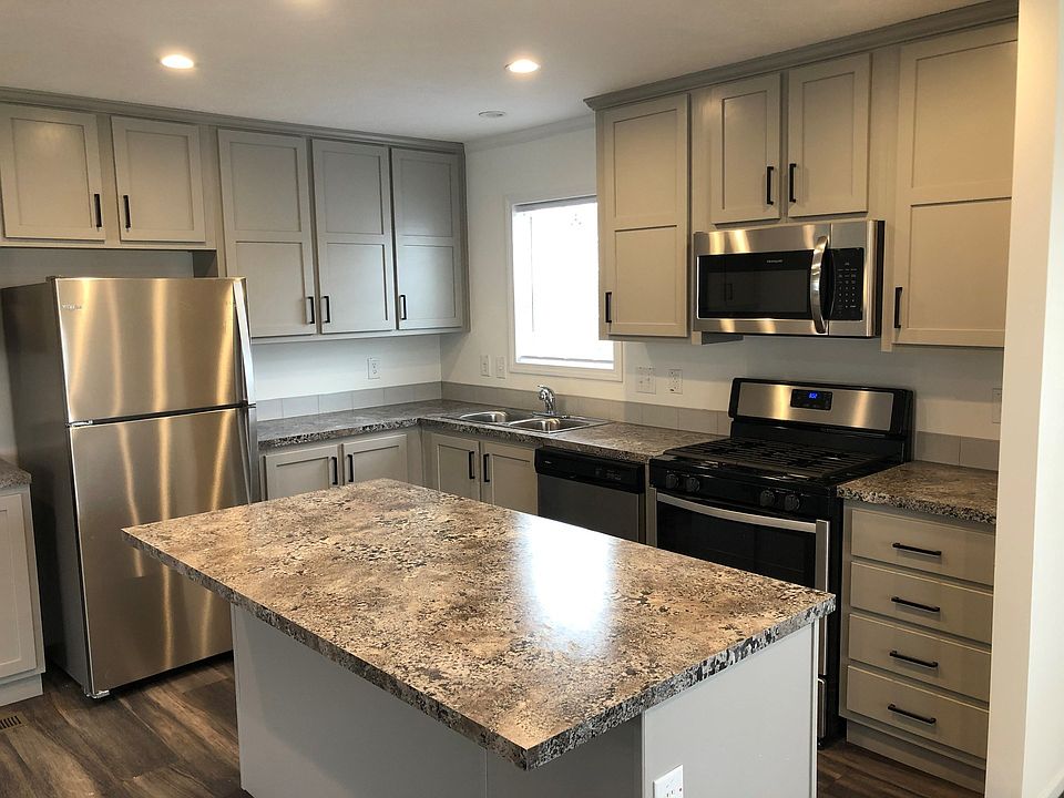 1st image of 20475 Foster Dr #529
