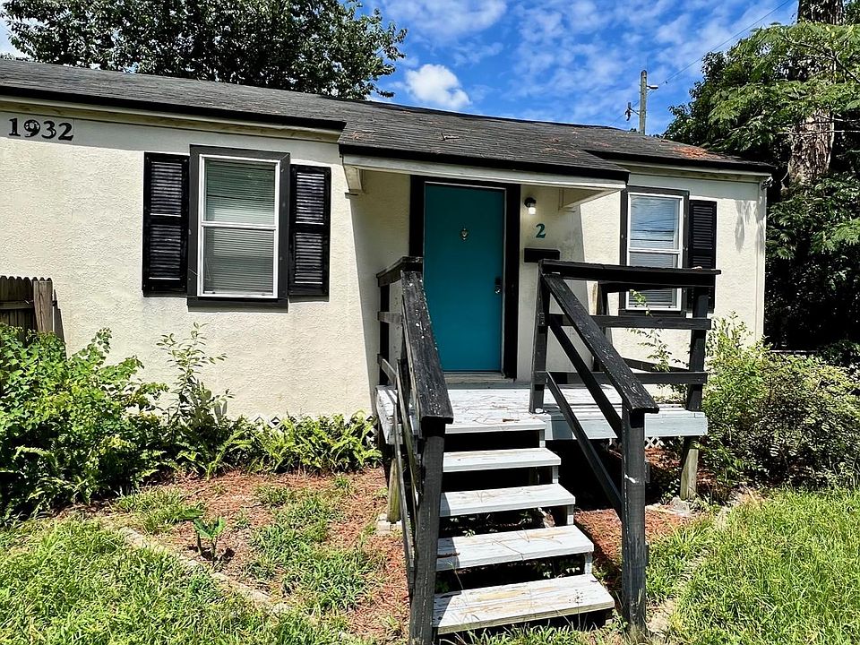1st image of 1932 Harvester St #2