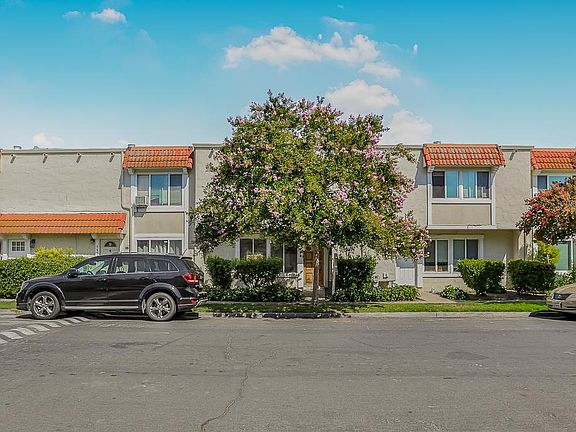 3rd image of 5480 Don Juan Cir