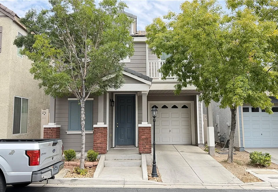 1702 Bamboo Rain Ave