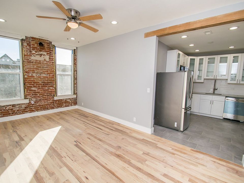 1st image of 1400 Lipan St #204