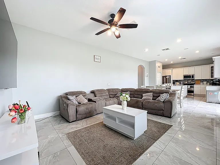 2238 Cedar Garden Dr — Photo 14