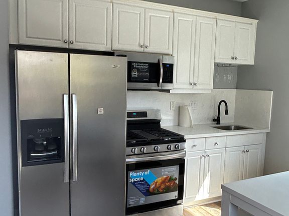 2nd image of 3109 Thames River Dr