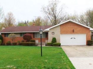 13469 Mohawk Trl, Middleburg Heights, OH 44130