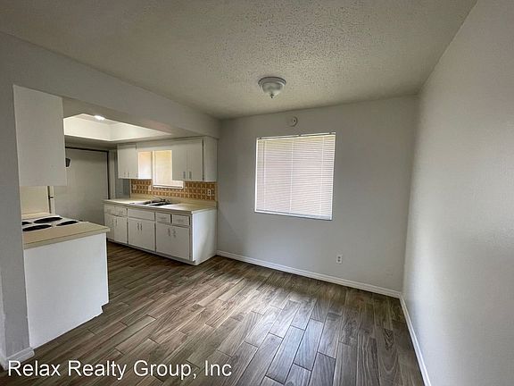 3rd image of 711 31st Ave E #11099990