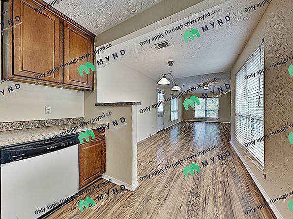 5th image of 602 Dixie Dr #1