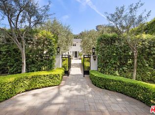 1214 Coldwater Canyon Dr, Beverly Hills, CA 90210