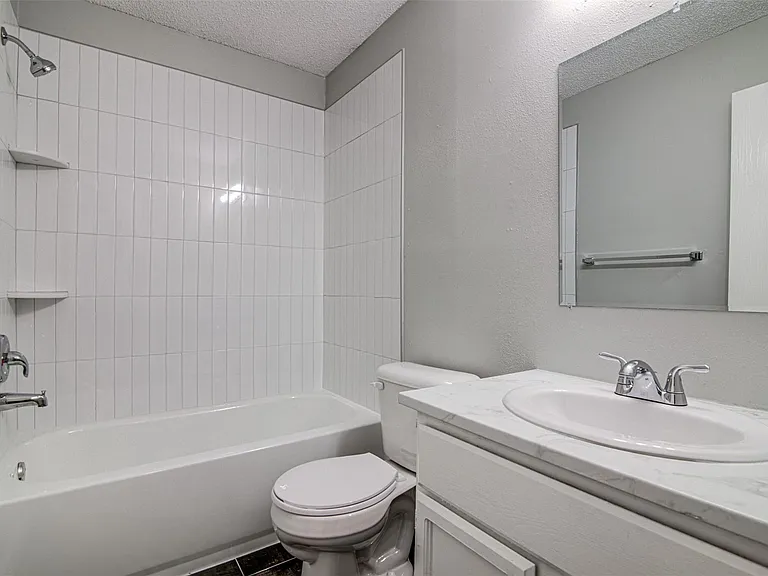 8112 W Gate Blvd #A — Photo 16