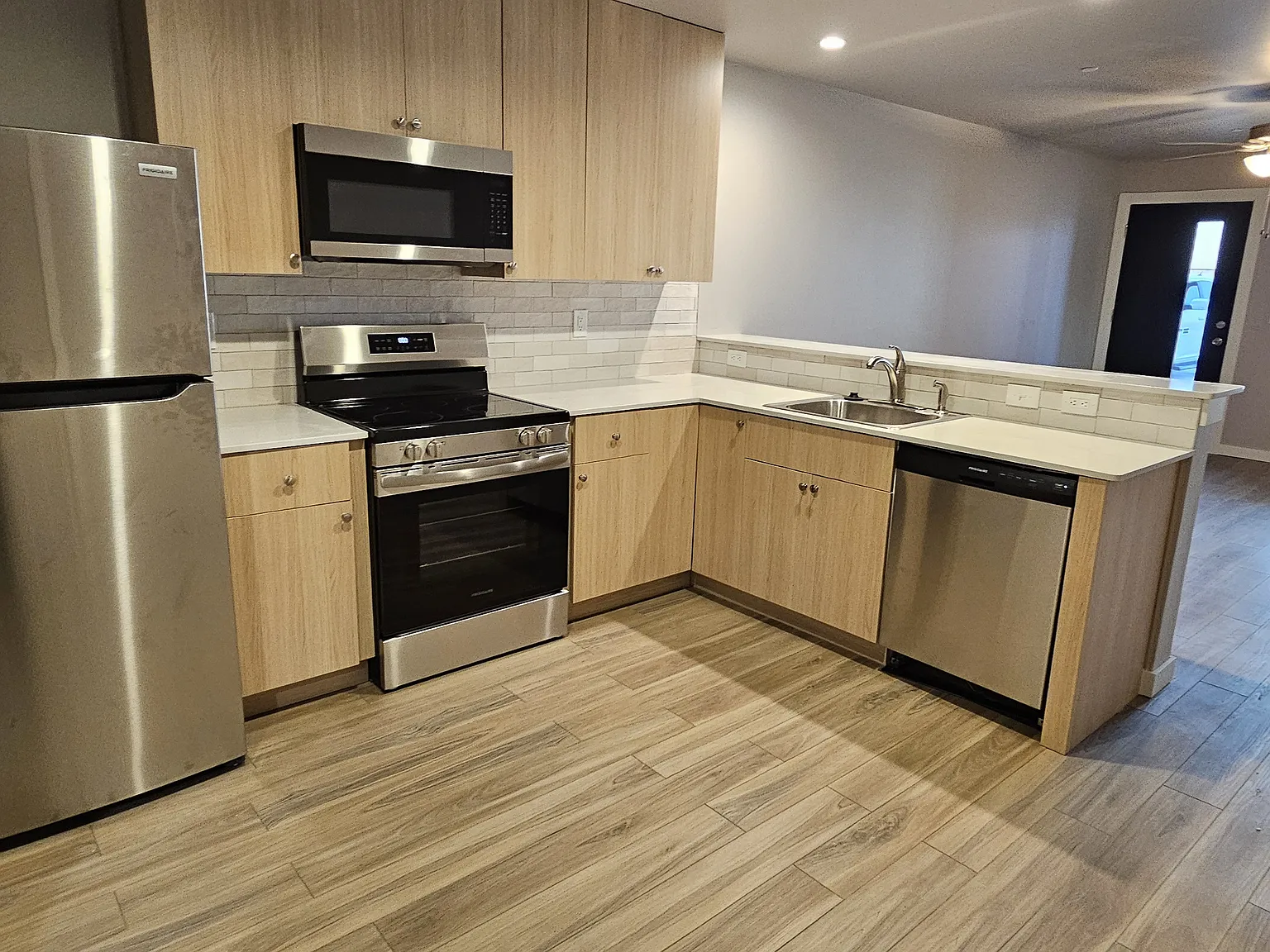 Tranquility Apartments 2361 — Photo 2