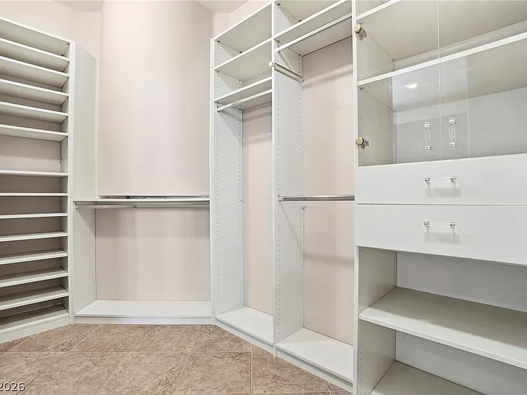 2870 Deerwood Ct — Photo 33
