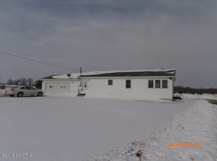 1330 E Litchfield Rd, Jonesville, MI 49250