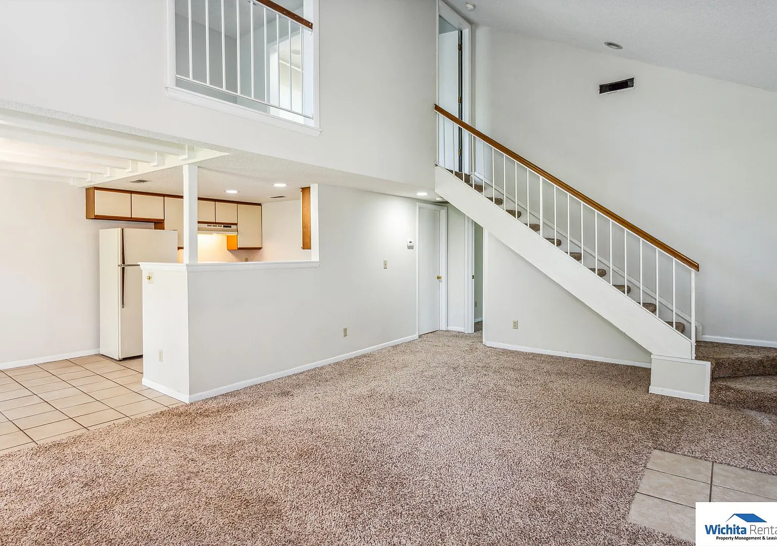 2 bedroom condo in Coventry Communities — Photo 2
