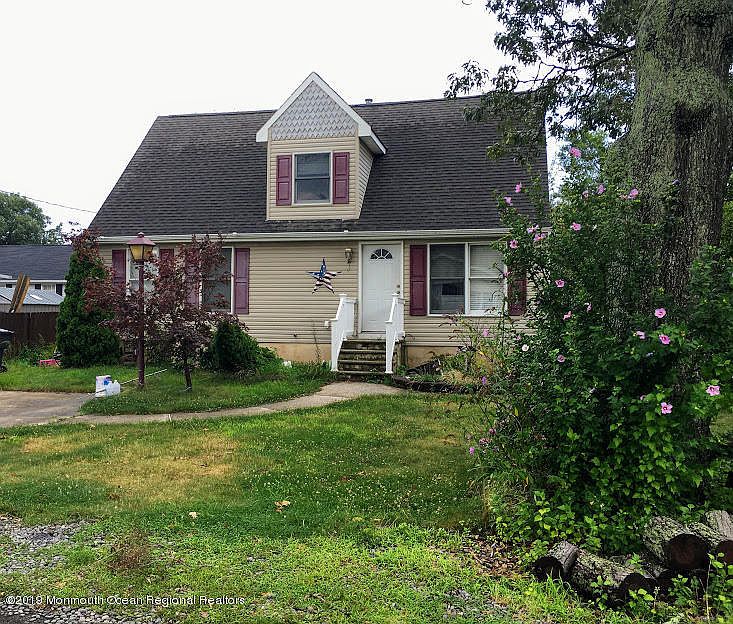 1st image of 9 Pollys Park Dr