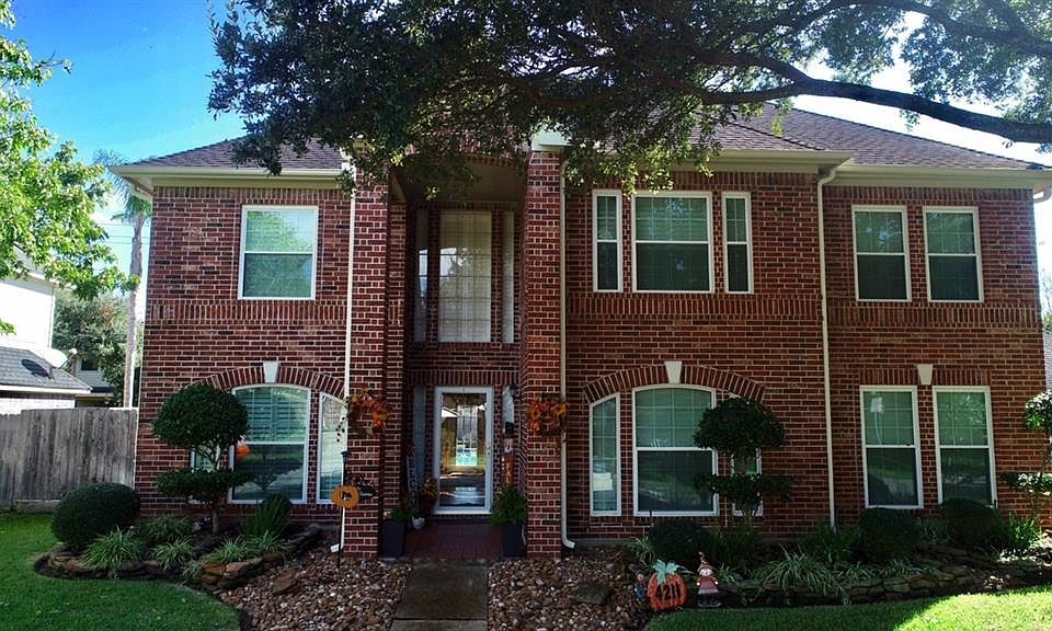 1st image of 4211 Heathfield Dr