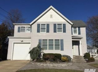 52 Prospect Ave, East Rockaway, NY 11518