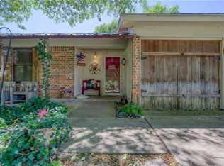 711 Lakewood Dr, Alvarado, TX 76009