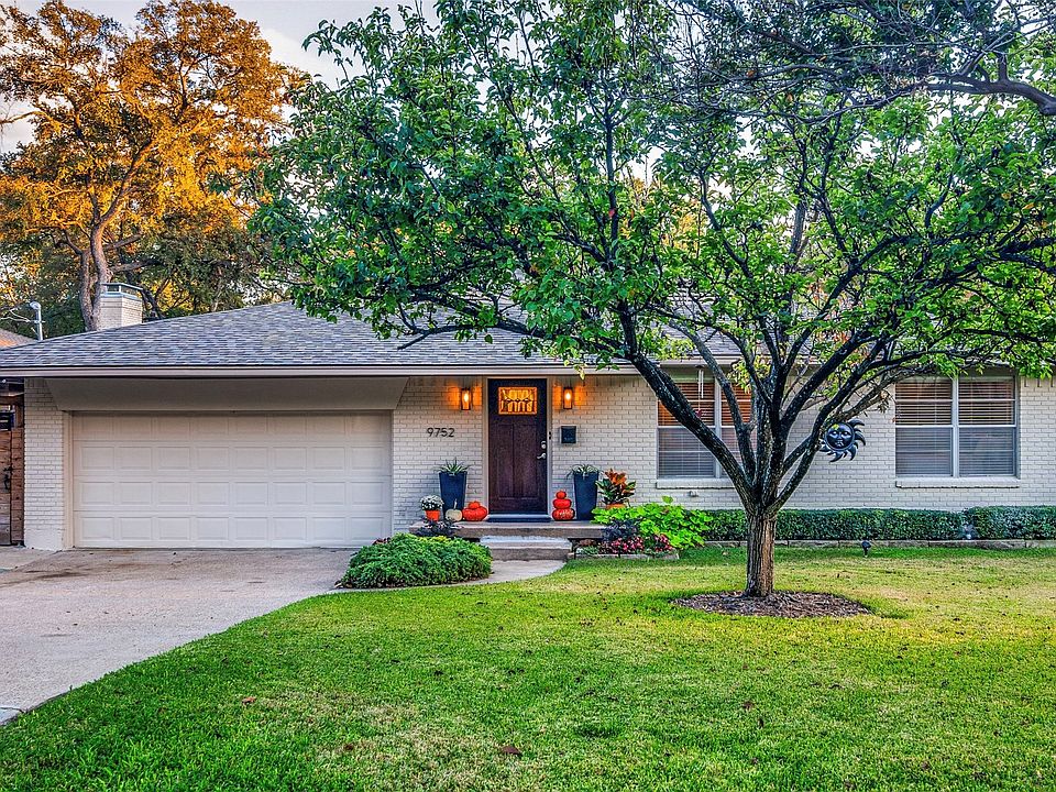 1st image of 9752 Twin Creek Dr