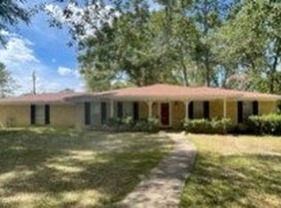6 Piney Hollow Pl, Lufkin, TX 75904