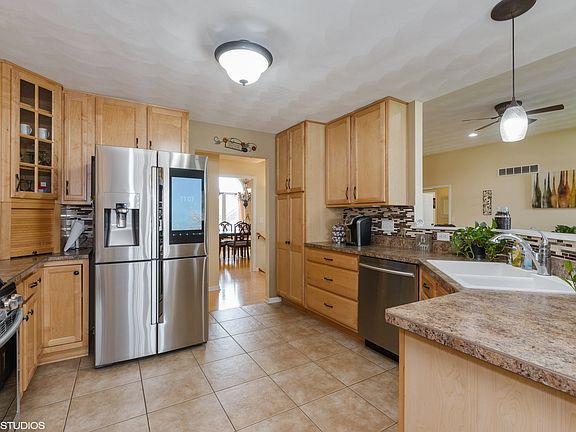 5th image of 6690 Butterfield Dr