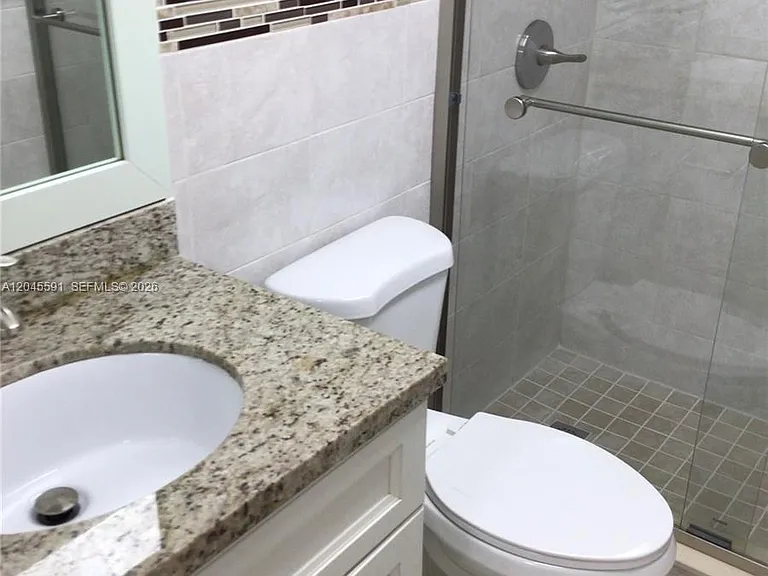 10975 SW 107th St #302 — Photo 11