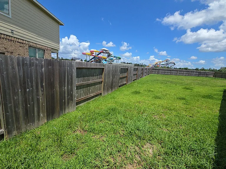22476 Mountain Pine Dr — Photo 2