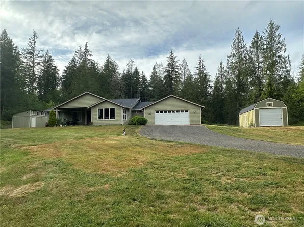 8205 Hide A Way Lane NW, Silverdale, WA 98383